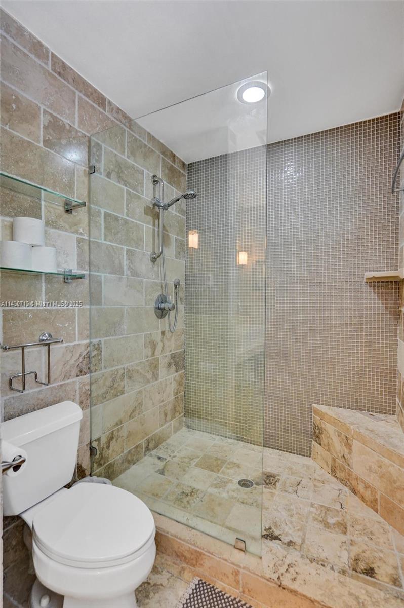 1912 Northeast 119th Road North Miami, FL 33181 - Photo 41 of 79