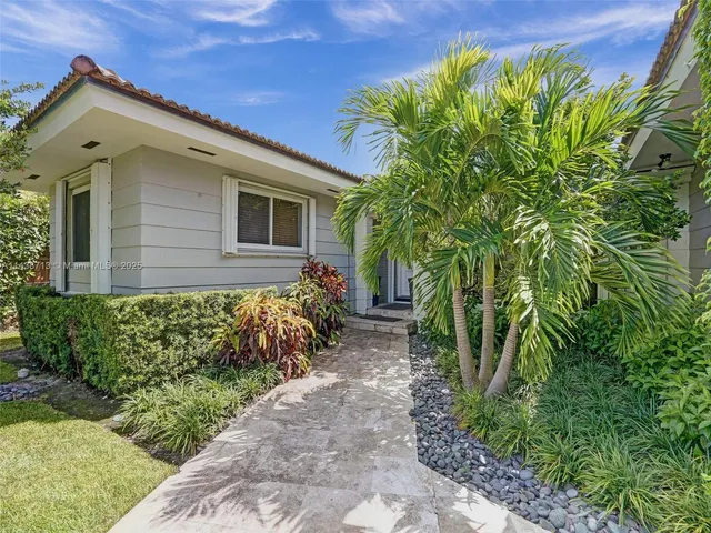 $3,199,001 | 1912 Northeast 119th Road, North Miami, FL 33181