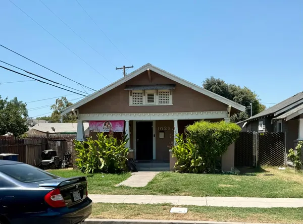 $205,000 | 1029 North Mariposa Street, Fresno, CA 93701
