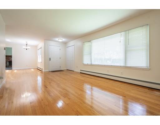68 Christian Hill Road Upton, MA 01568 - Photo 5 of 35 Gallery Image 5