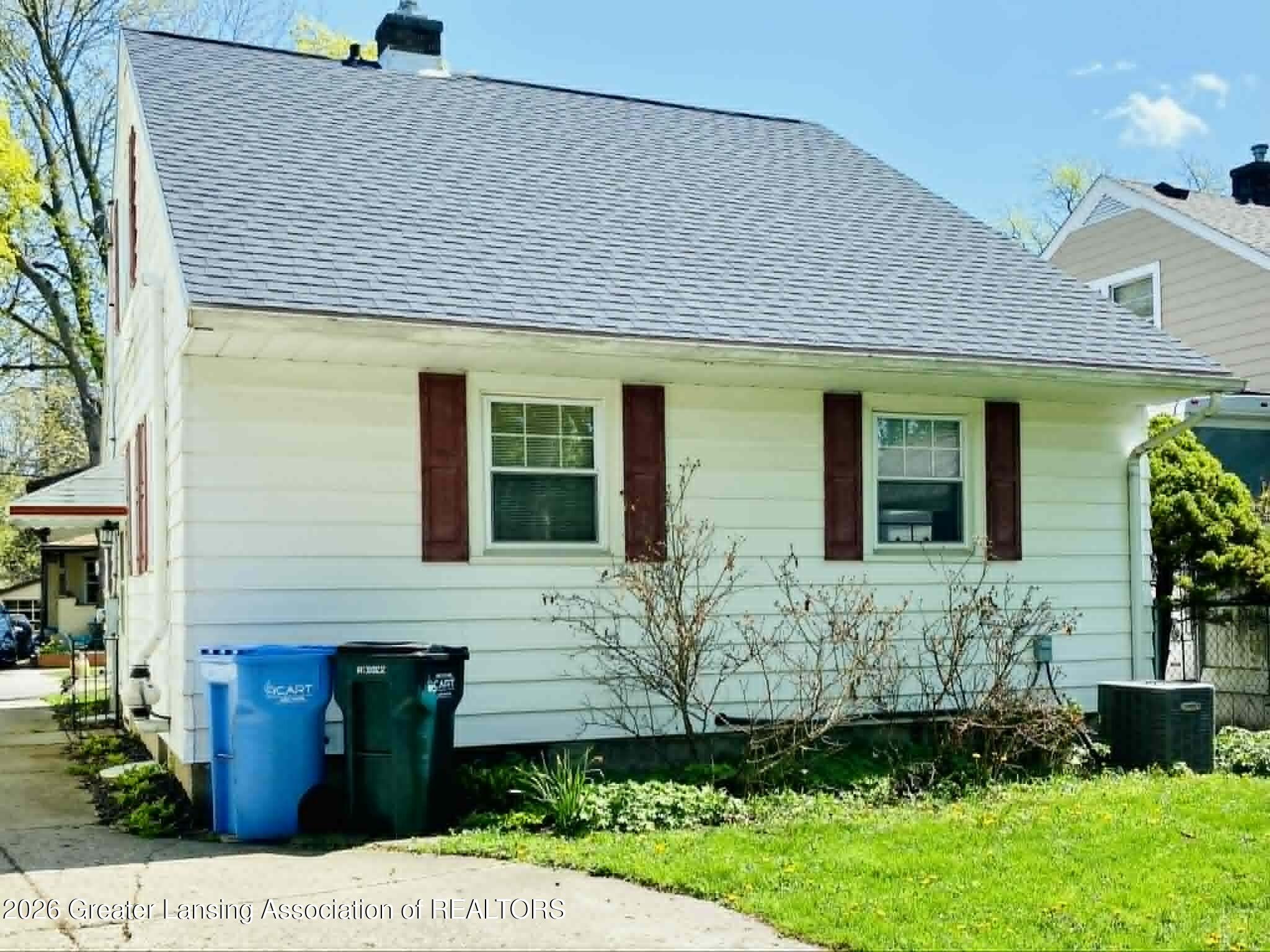 1824 South Rundle Avenue Lansing, MI 48910 - Photo 28 of 33 78fec426-1465-40e1-9352-51300e731e78