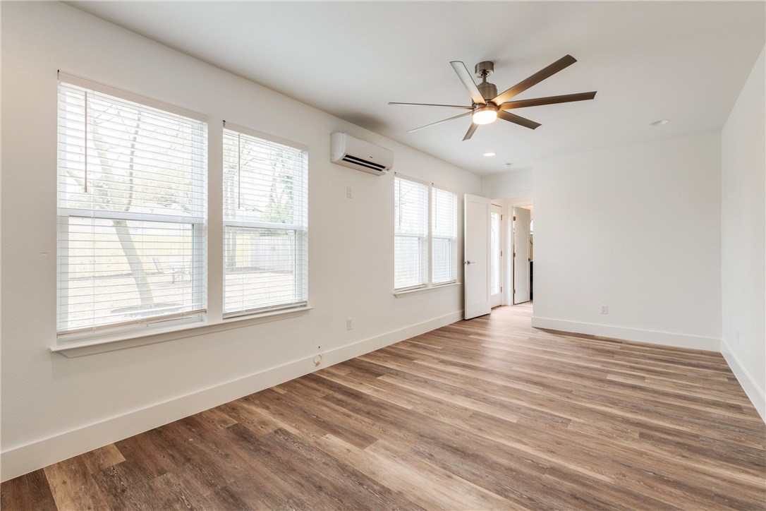 1021 East 45th Street Austin, TX 78751 - Photo 12 of 35