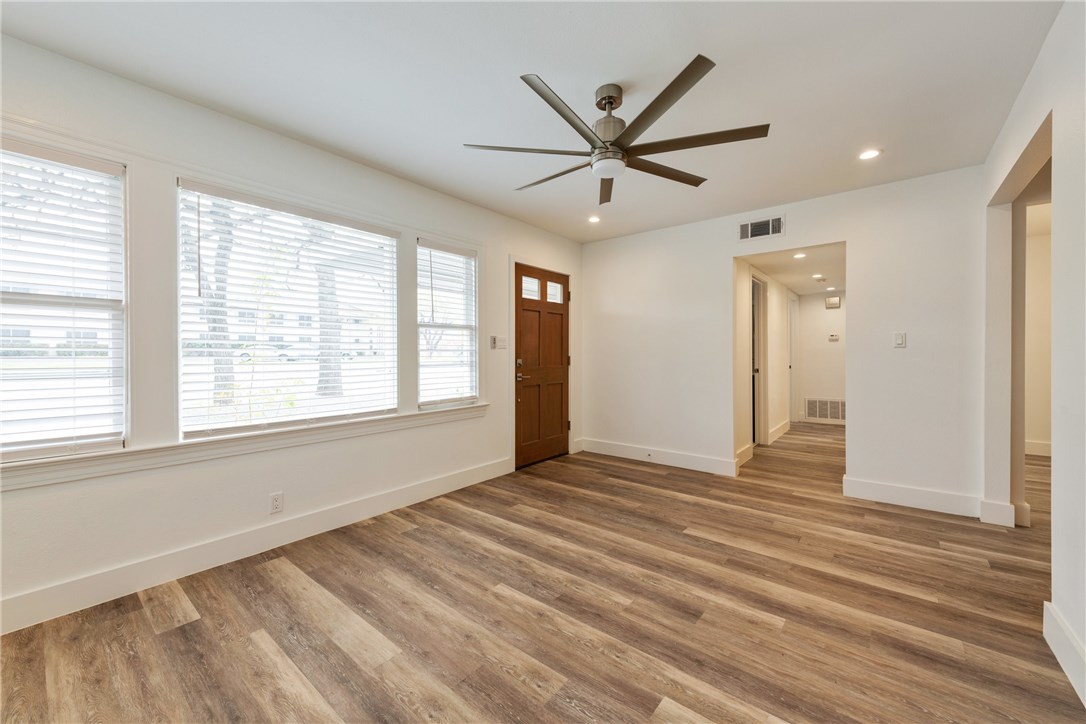 1021 East 45th Street Austin, TX 78751 - Photo 13 of 35