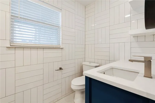 $3,800 | 1021 East 45th Street, Austin, TX 78751