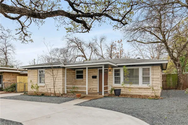 $3,800 | 1021 East 45th Street, Austin, TX 78751