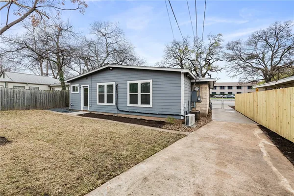 $3,800 | 1021 East 45th Street, Austin, TX 78751
