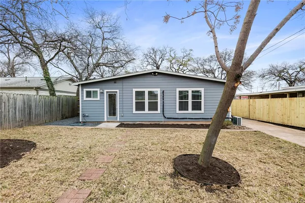 $3,800 | 1021 East 45th Street, Austin, TX 78751