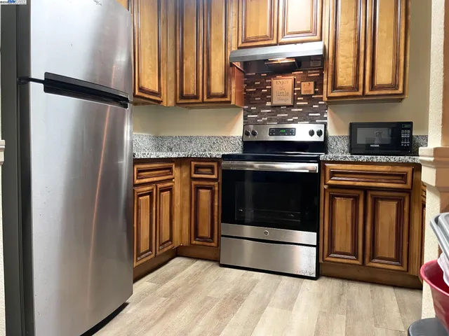 $290,000 | 7 Lancaster Circle, Unit 137, Bay Point, CA 94565