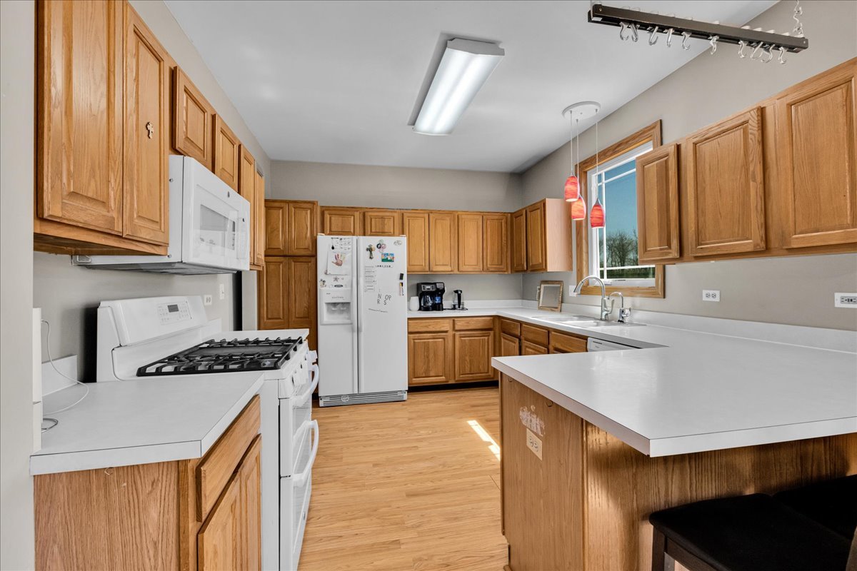 1421 Notting Hill Road Algonquin, IL 60102 - Photo 16 of 39