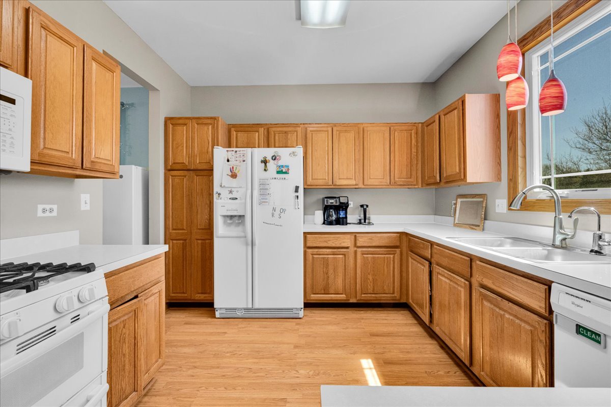 1421 Notting Hill Road Algonquin, IL 60102 - Photo 17 of 39