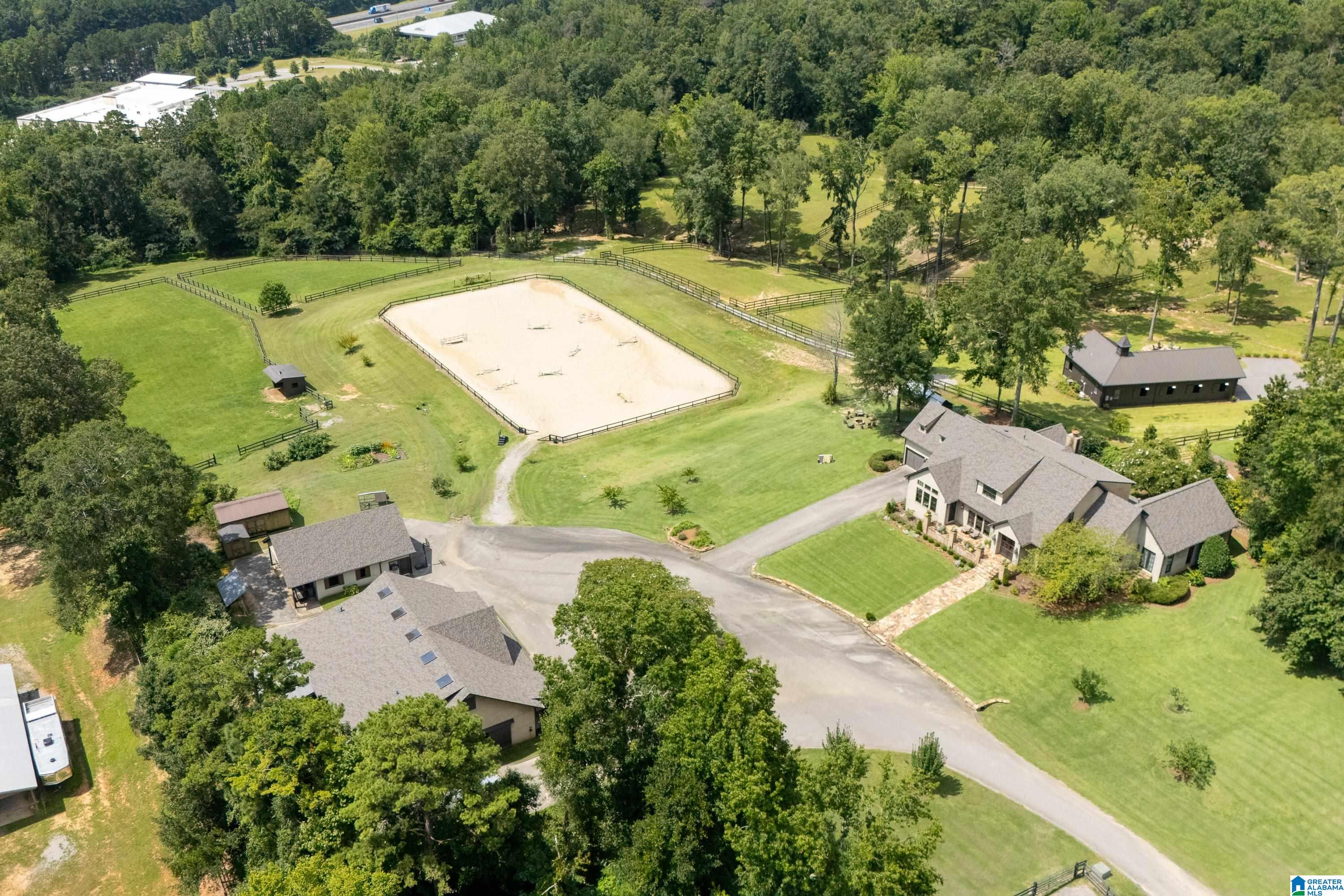 3219 Karl Daly Road Birmingham, AL 35210 - Photo 2 of 100