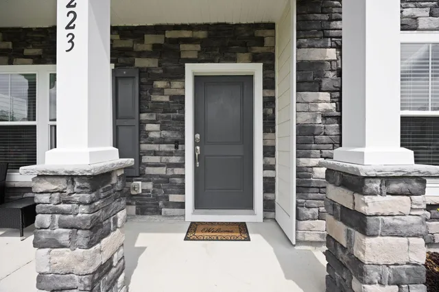 $3,300 | 223 Granton Edge Lane, Summerville, SC 29486