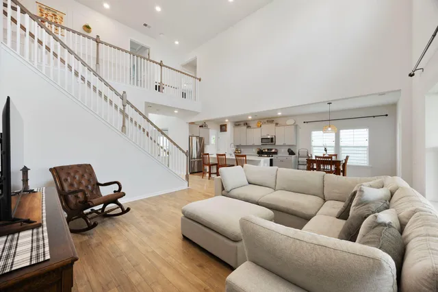 $3,300 | 223 Granton Edge Lane, Summerville, SC 29486