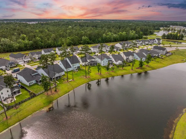 $3,300 | 223 Granton Edge Lane, Summerville, SC 29486