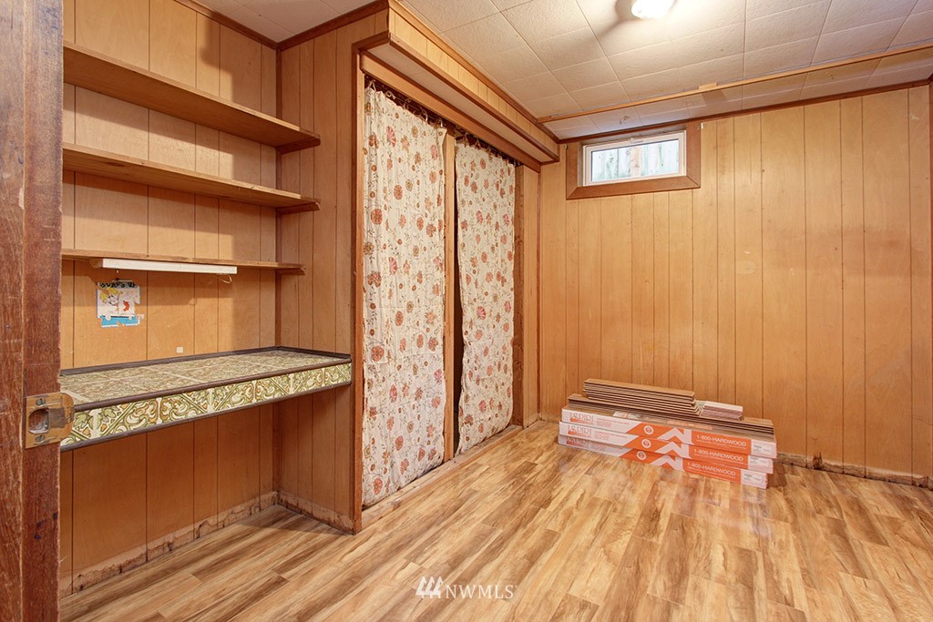 3921 Southwest Kenyon Street Seattle, WA 98136 - Photo 16 of 23 Gallery Image 16