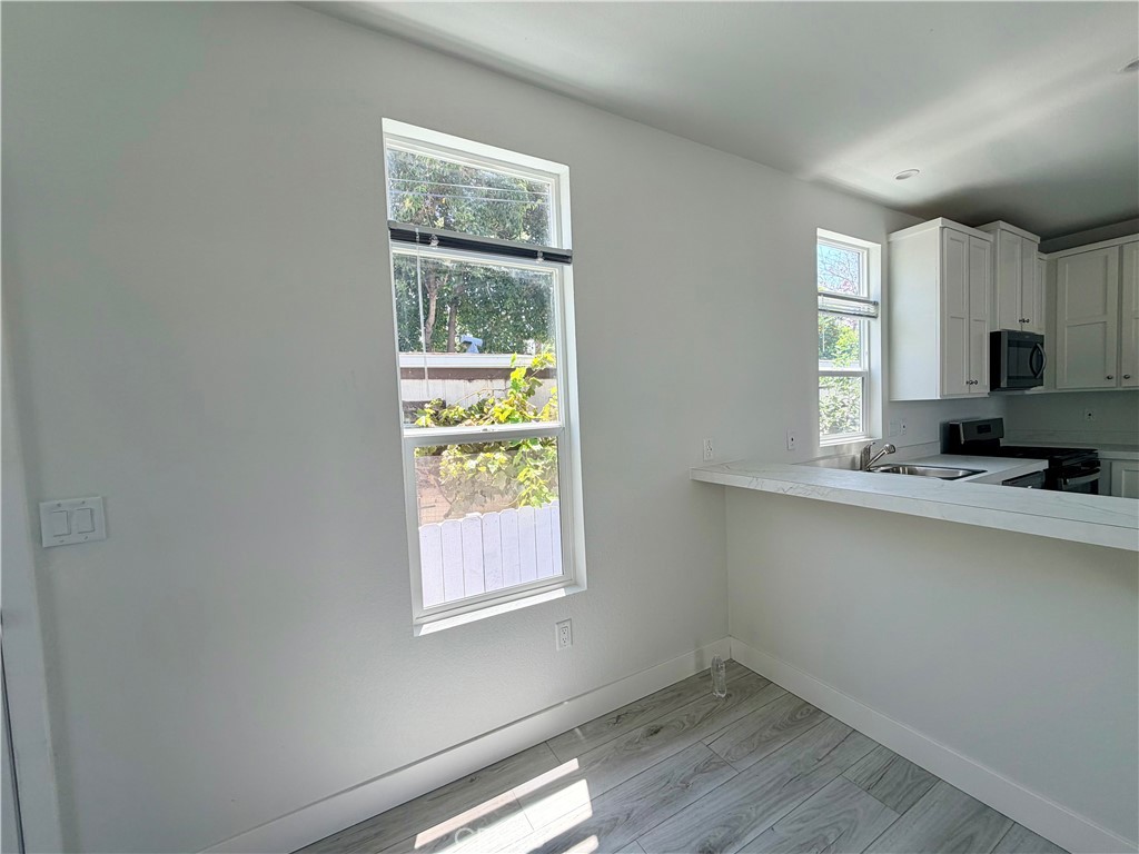 5803 Mission Boulevard, Unit 14 Riverside, CA 92509 - Photo 13 of 27