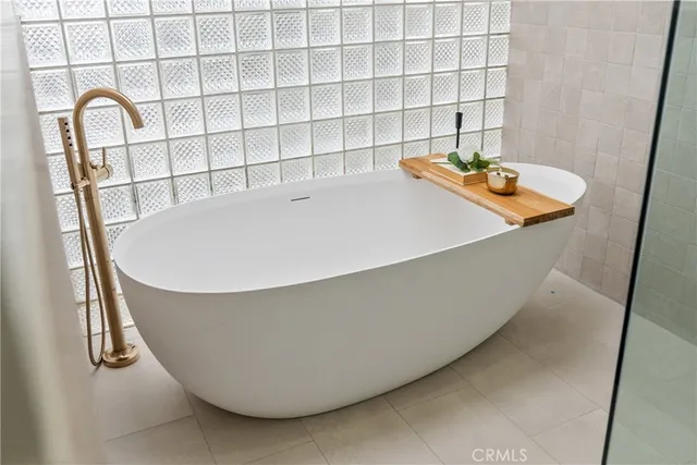 a close up of a bathtub