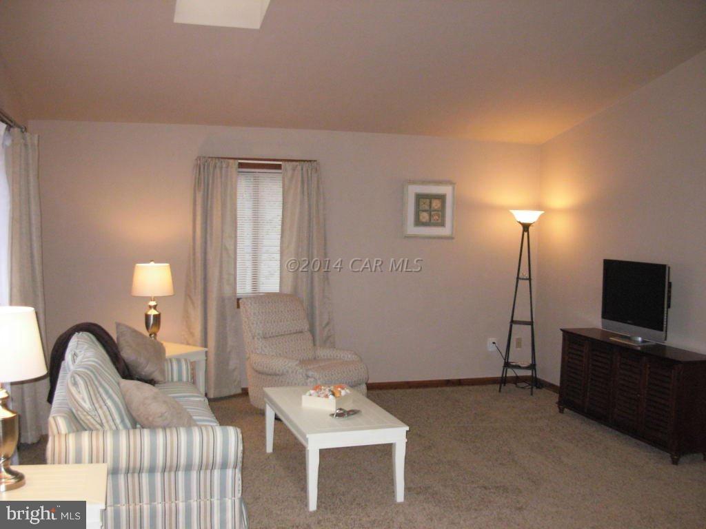 91 Pinehurst Road Ocean Pines, MD 21811 - Photo 4 of 16