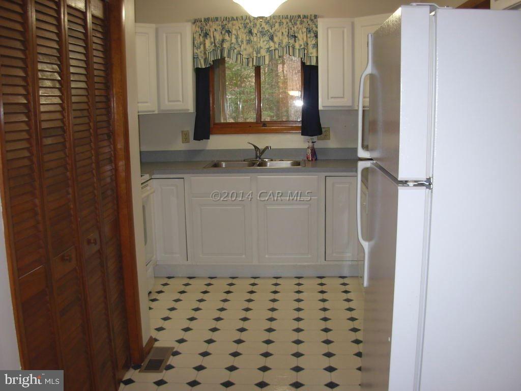 91 Pinehurst Road Ocean Pines, MD 21811 - Photo 7 of 16