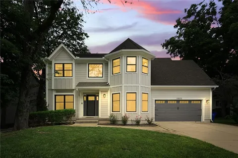 $525,000 | 18870 West 116th Street, Olathe, KS 66061