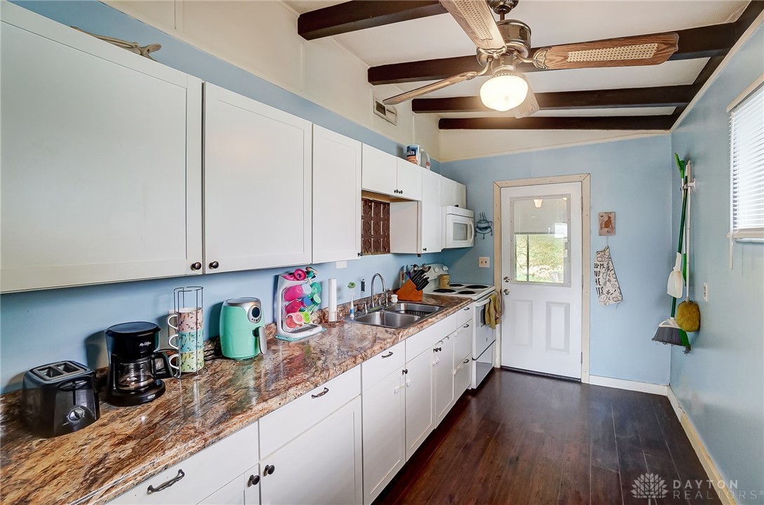 1105 Gable Street Springfield, OH 45505 - Photo 6 of 18 Gallery Image 6