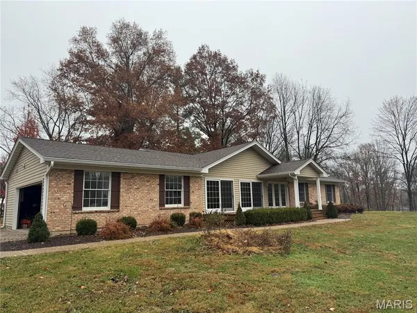 $720,000 | 760 West Spicewood Drive, Wildwood, MO 63005