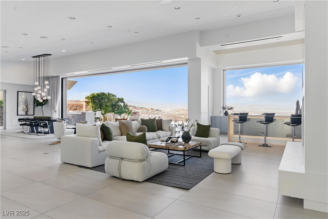 667 Palisade Rim Drive Henderson, NV 89012 - Photo 7 of 64