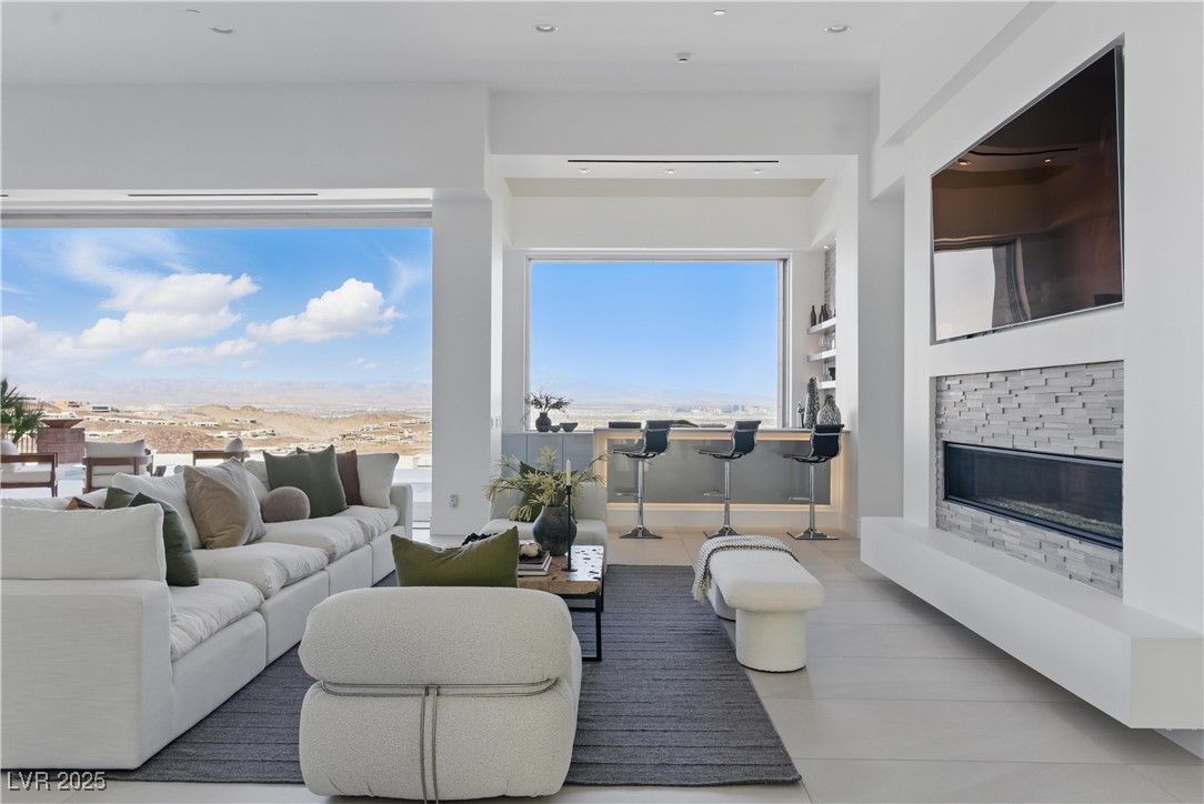 667 Palisade Rim Drive Henderson, NV 89012 - Photo 8 of 64