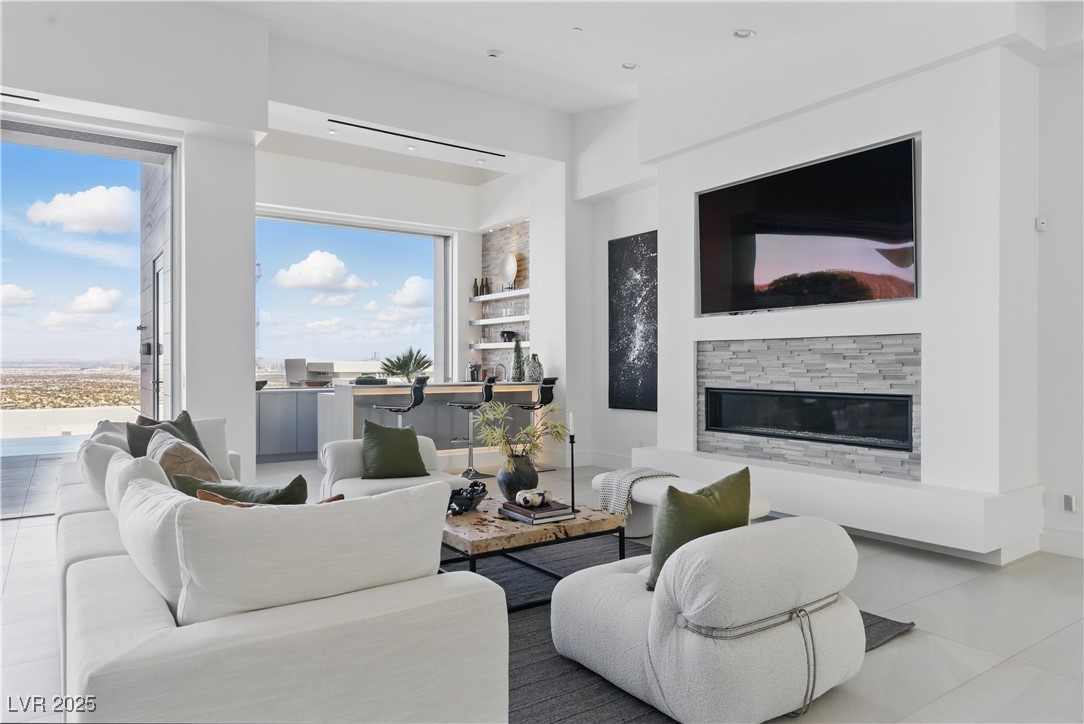 667 Palisade Rim Drive Henderson, NV 89012 - Photo 10 of 64