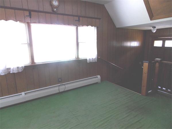 35 Rolfe Avenue Shrewsbury, MA 01545 - Photo 5 of 15 Gallery Image 5