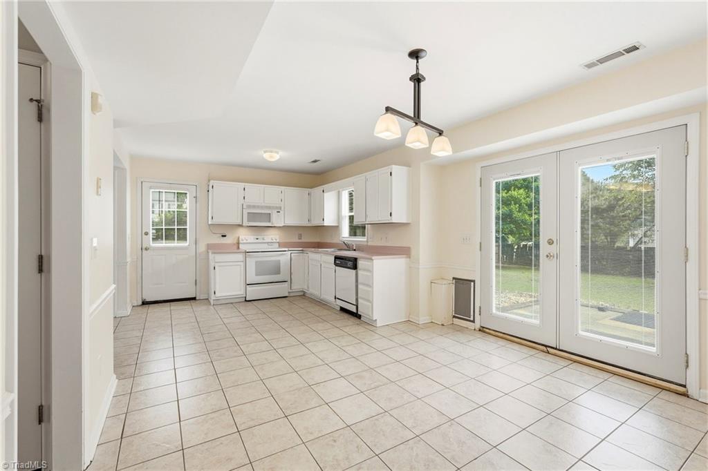 4331 Kinnamon Road Winston-Salem, NC 27103 - Photo 14 of 46