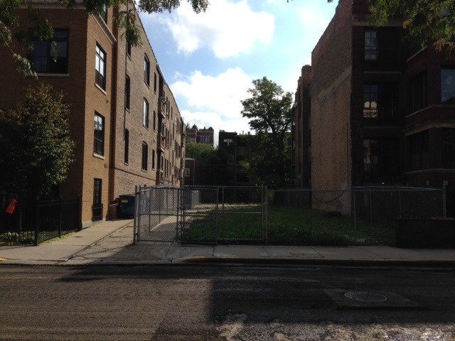 549 West Roscoe Street Chicago, IL 60657 - Photo 1 of 1