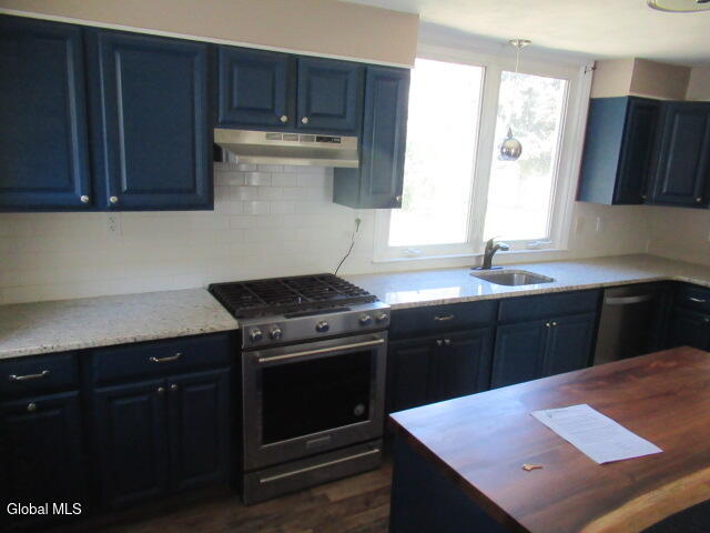 2832 Troy-Schenectady Road Niskayuna, NY 12309 - Photo 2 of 29 IMG_8752