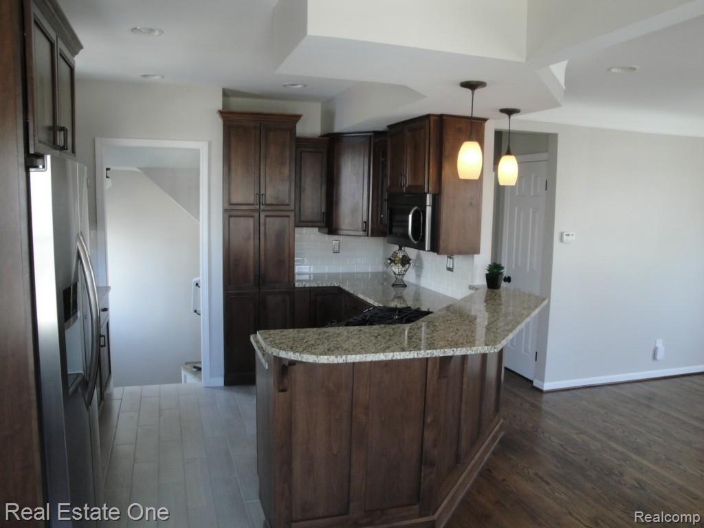 1117 Harvard Road Berkley, MI 48072 - Photo 9 of 26