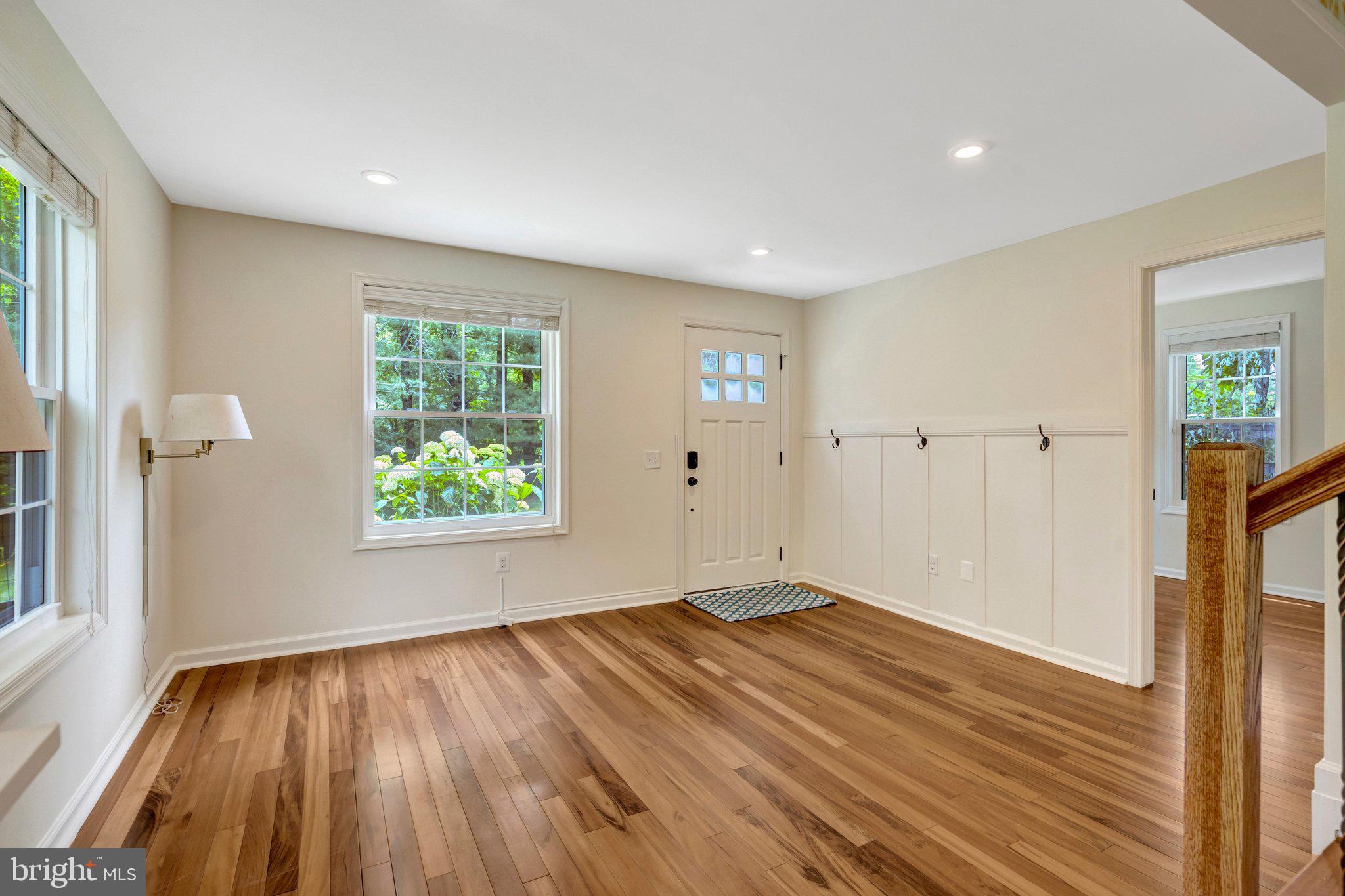 11520 Popes Head Road Fairfax, VA 22030 - Photo 12 of 46