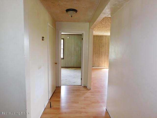 1002 Lanes Mill Road Lawrenceburg, KY 40342 - Photo 9 of 16 hall 2