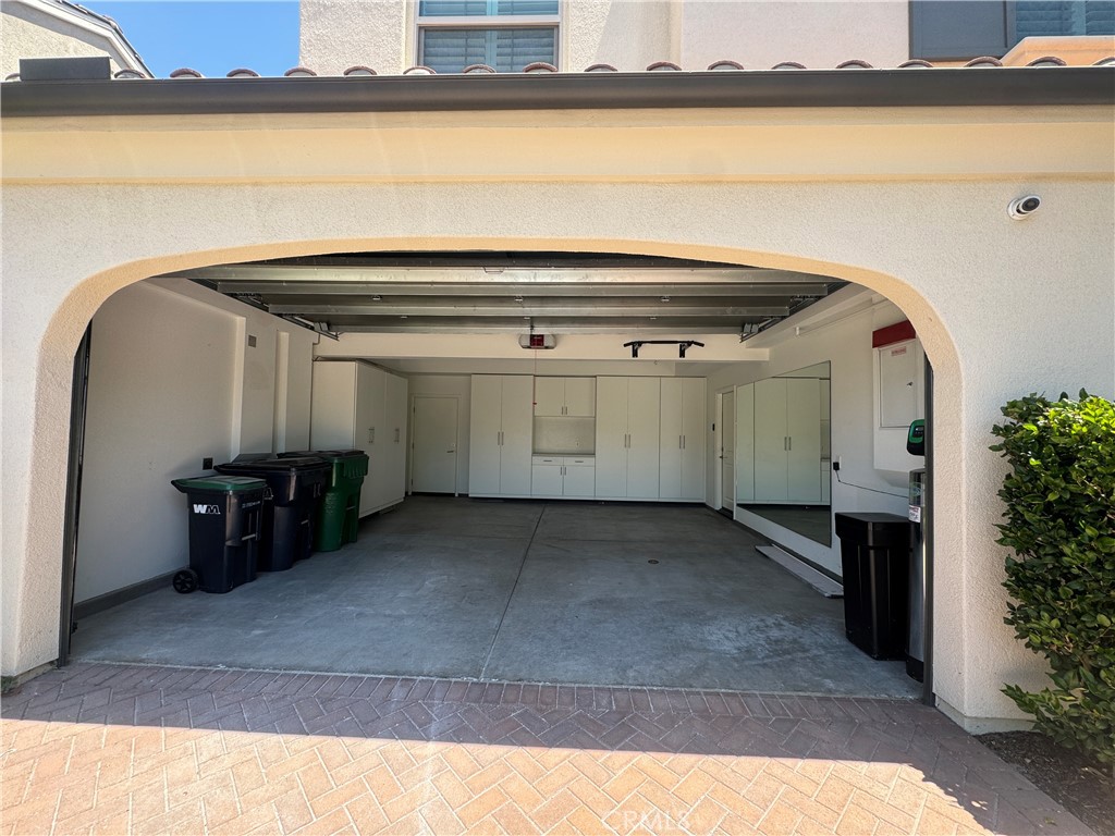 179 Hargrove Irvine, CA 92620 - Photo 20 of 27 a view of a garage