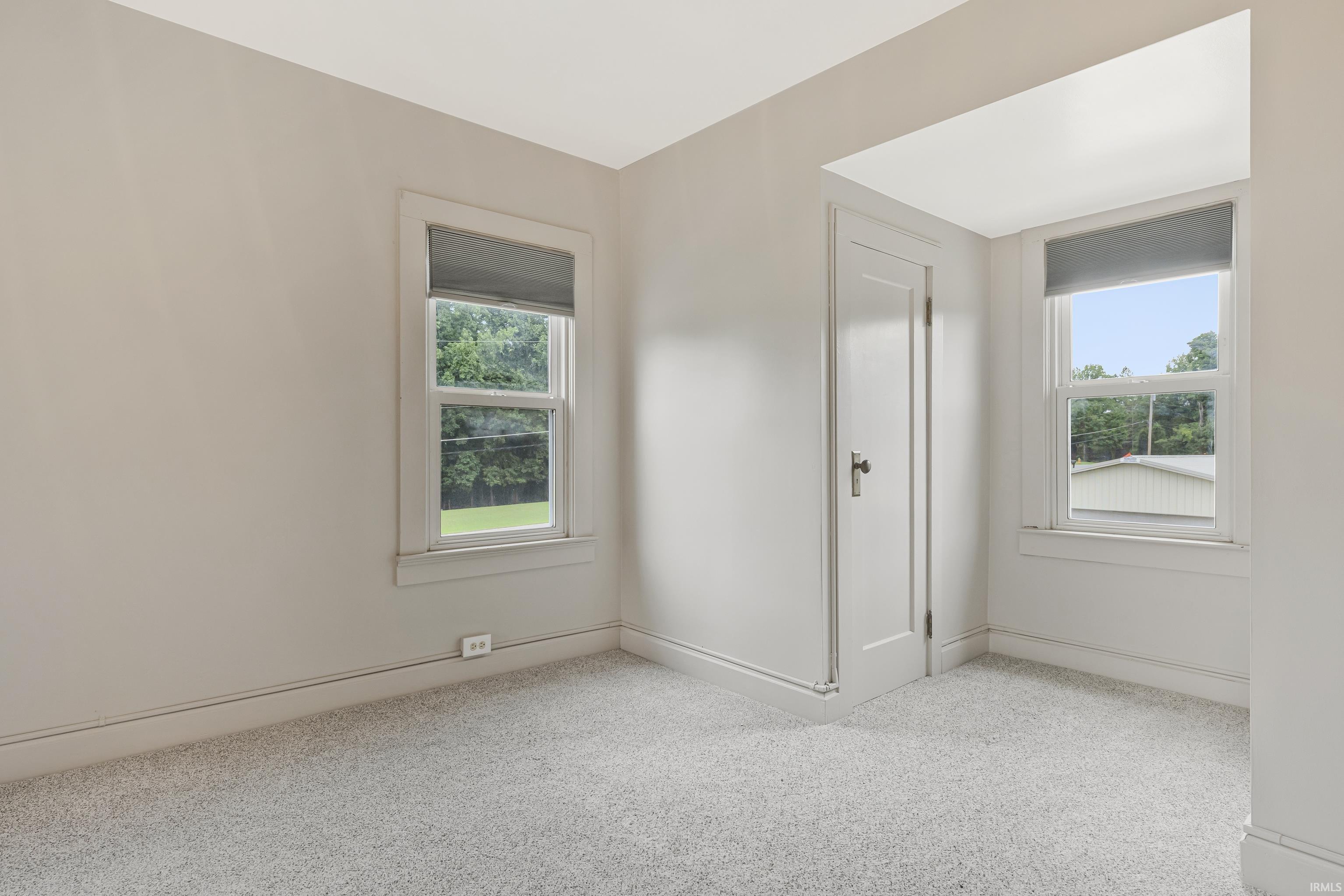 2115 Selzer Road Evansville, IN 47712 - Photo 28 of 50 Gallery Image 28