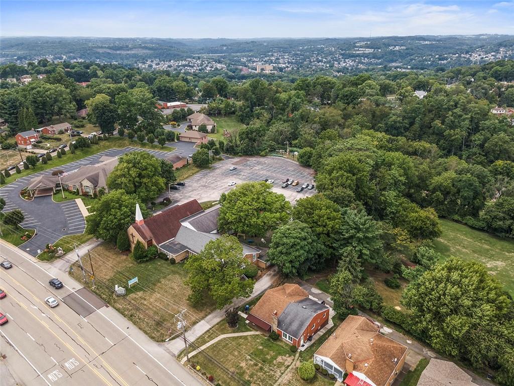 1620 Greentree Road Pittsburgh, PA 15220 - Photo 19 of 20 Gallery Image 19