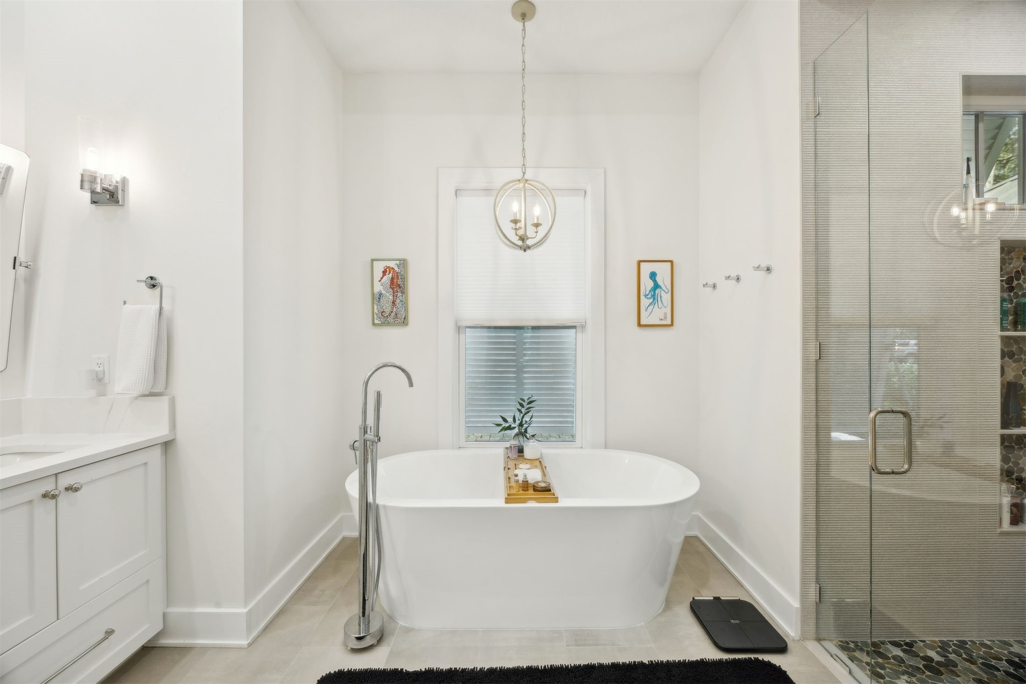 45 Beachwood Road Amelia Island, FL 32034 - Photo 15 of 41 a white bath tub sitting next to a bathroom sink