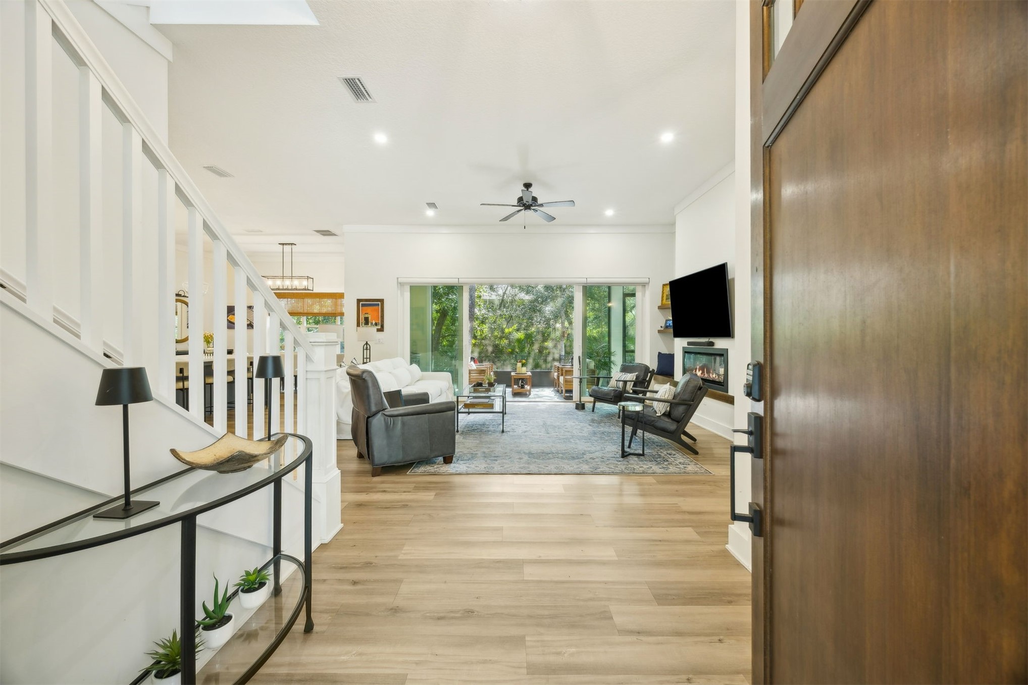 45 Beachwood Road Amelia Island, FL 32034 - Photo 3 of 41 a view of a living room and a flat screen tv