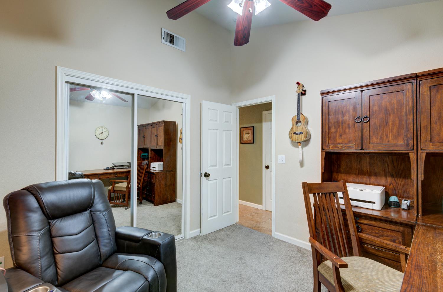 265 Decatur Avenue Clovis, CA 93611 - Photo 22 of 41
