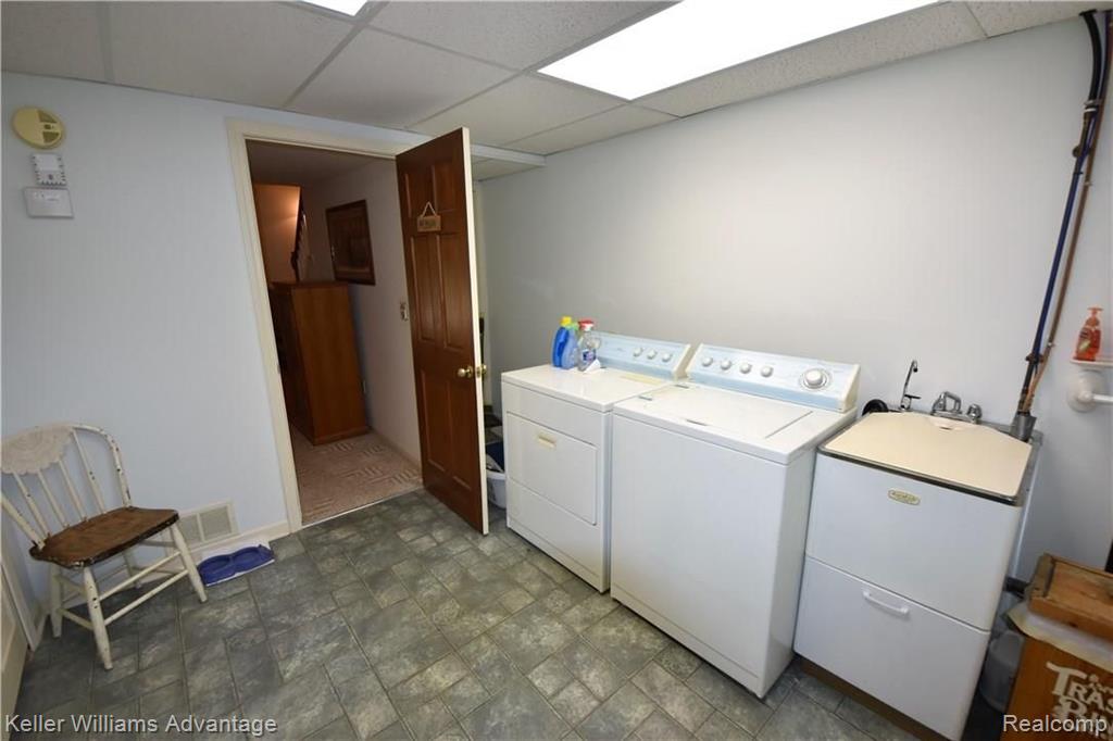 29999 Barwell Road Farmington Hills, MI 48334 - Photo 31 of 43