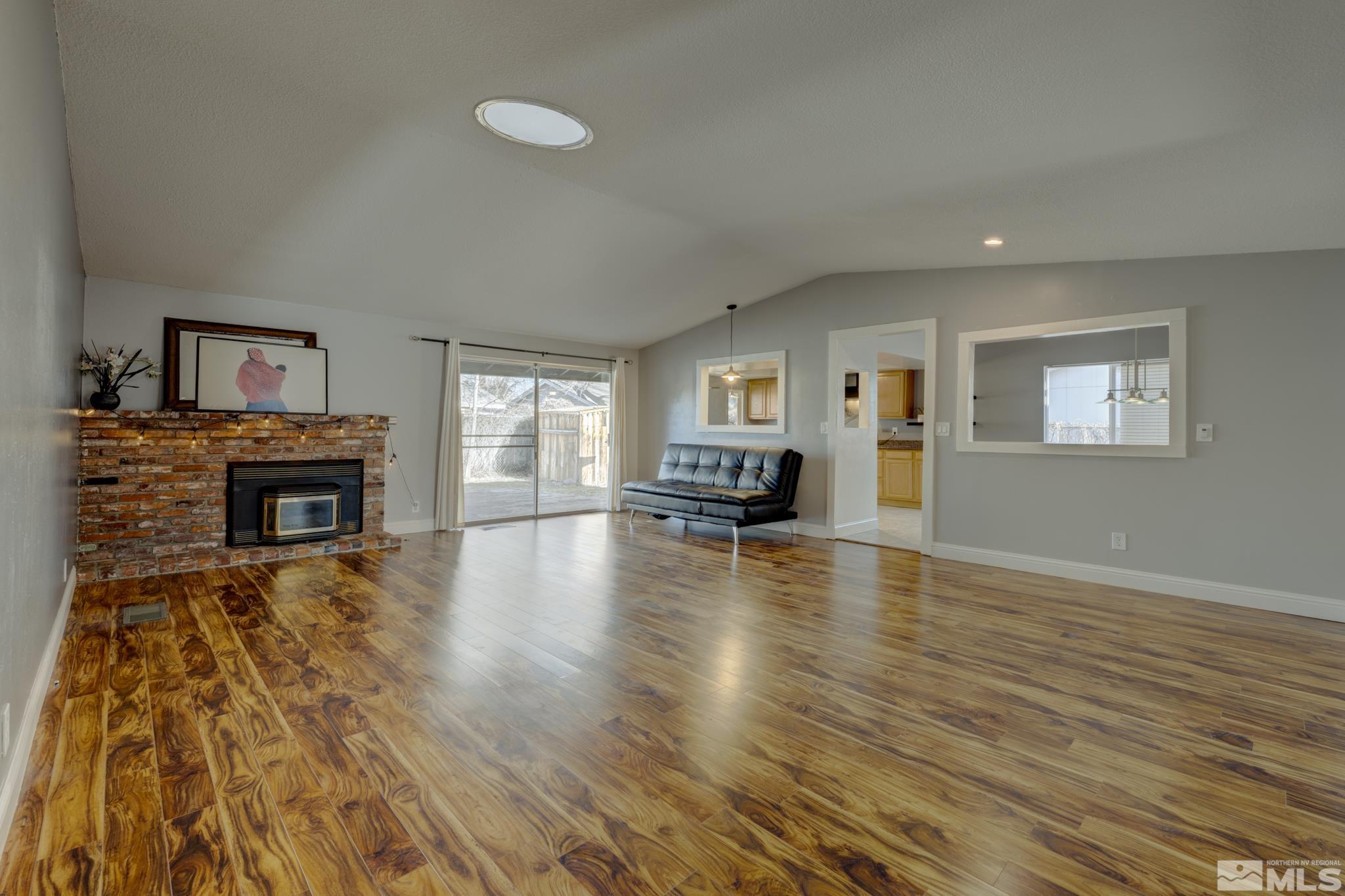 4615 Spring Drive Reno, NV 89502 - Photo 4 of 31 Photo 4