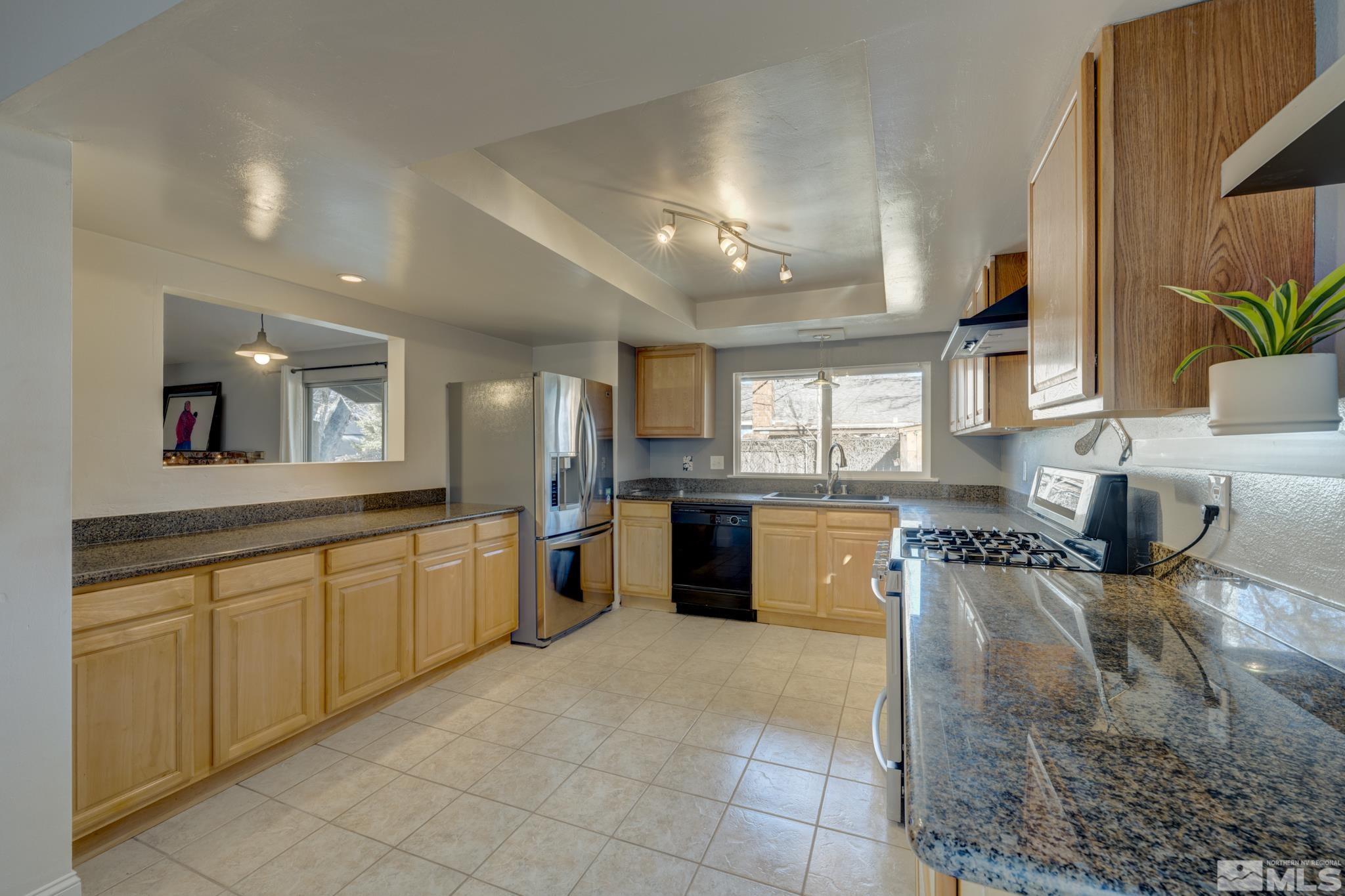 4615 Spring Drive Reno, NV 89502 - Photo 8 of 31 Photo 8