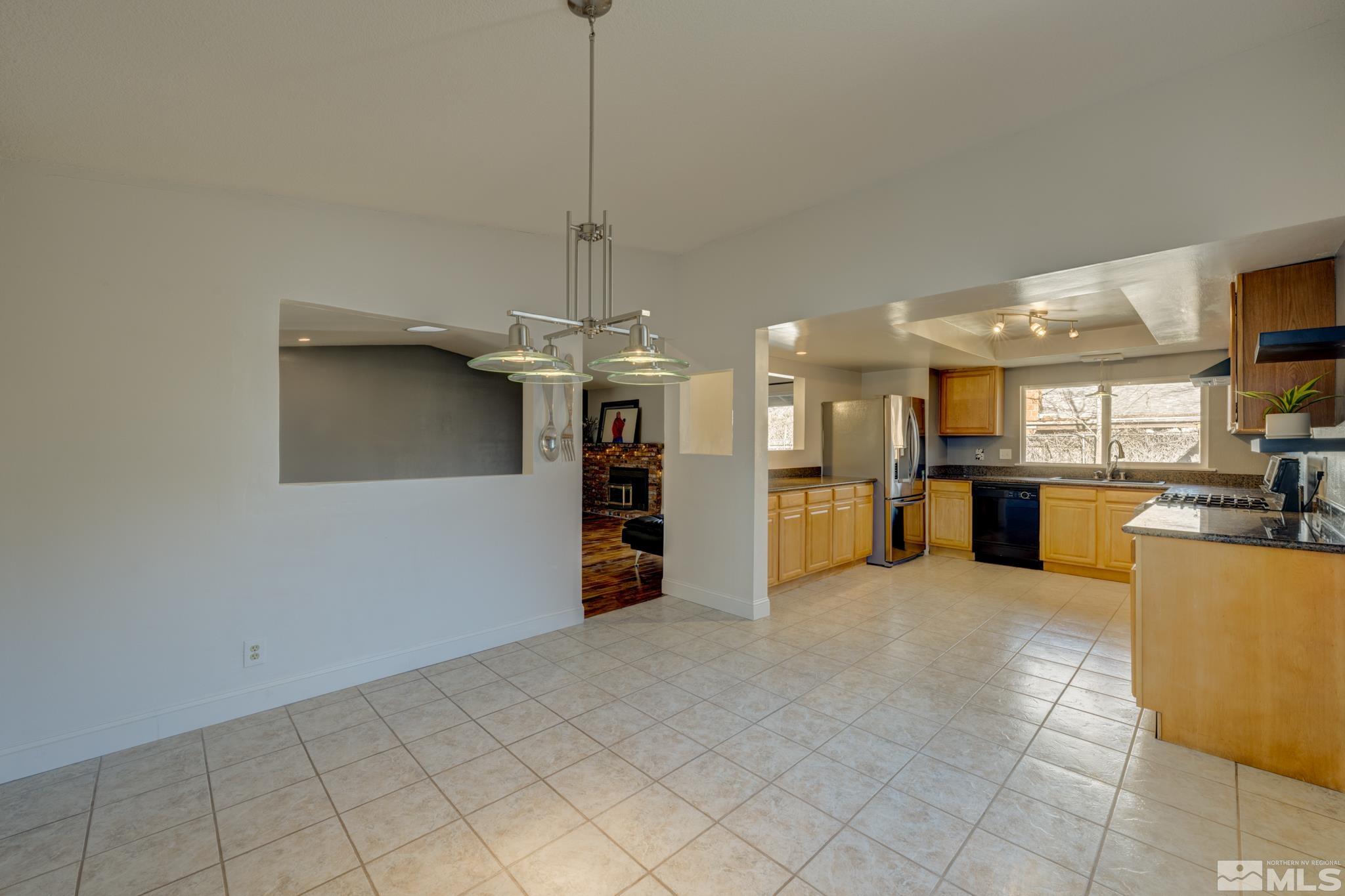 4615 Spring Drive Reno, NV 89502 - Photo 9 of 31 Photo 9