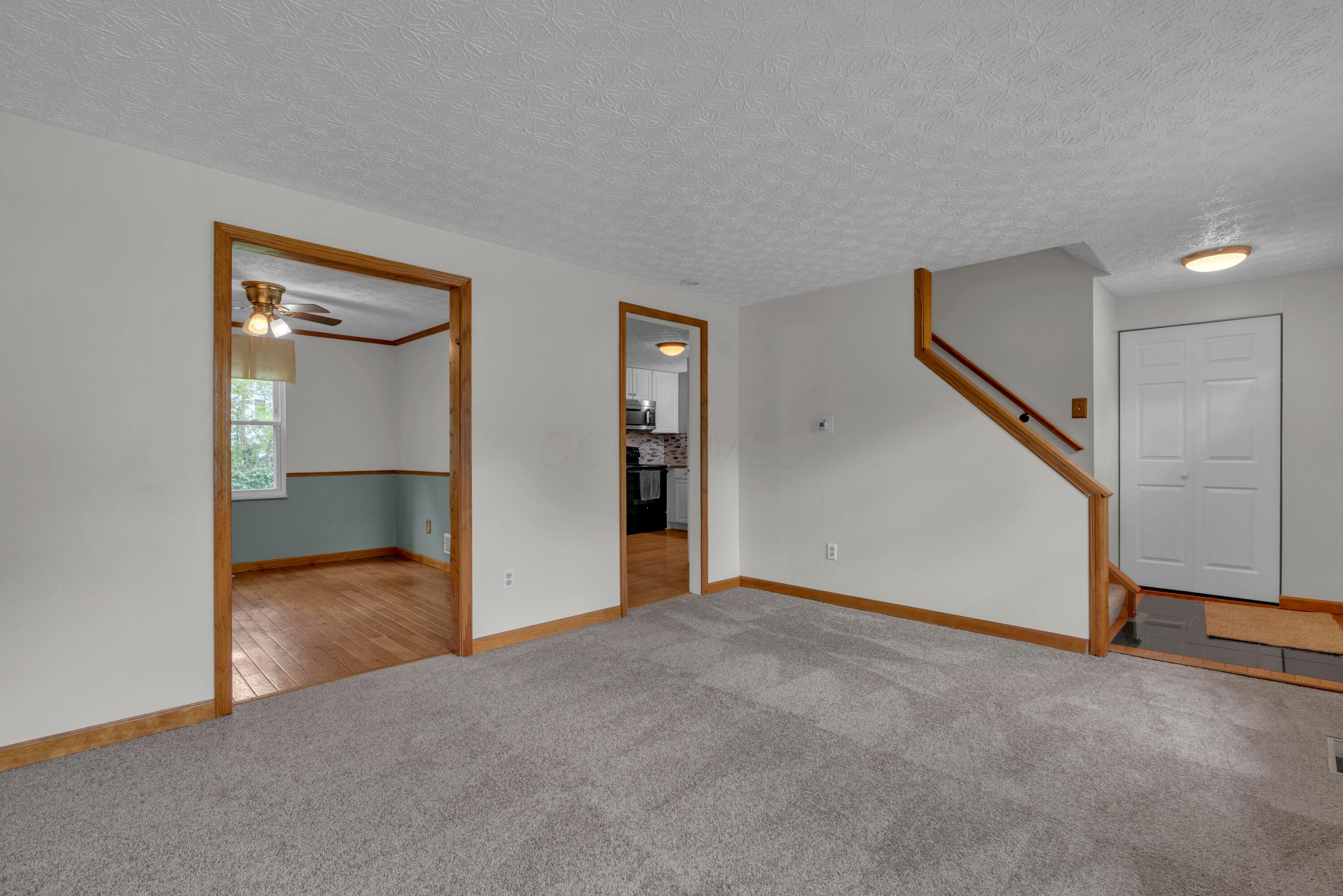 5659 Montevideo Road Westerville, OH 43081 - Photo 6 of 34 5659 Montevideo Rd_02