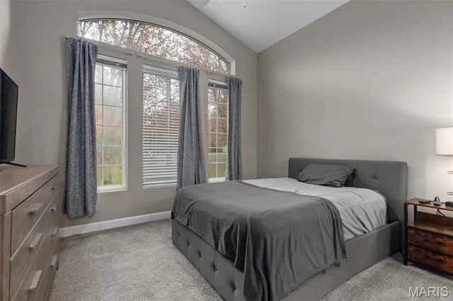 $585,000 | 2 Deer Hollow Lane, Litchfield, IL 62056