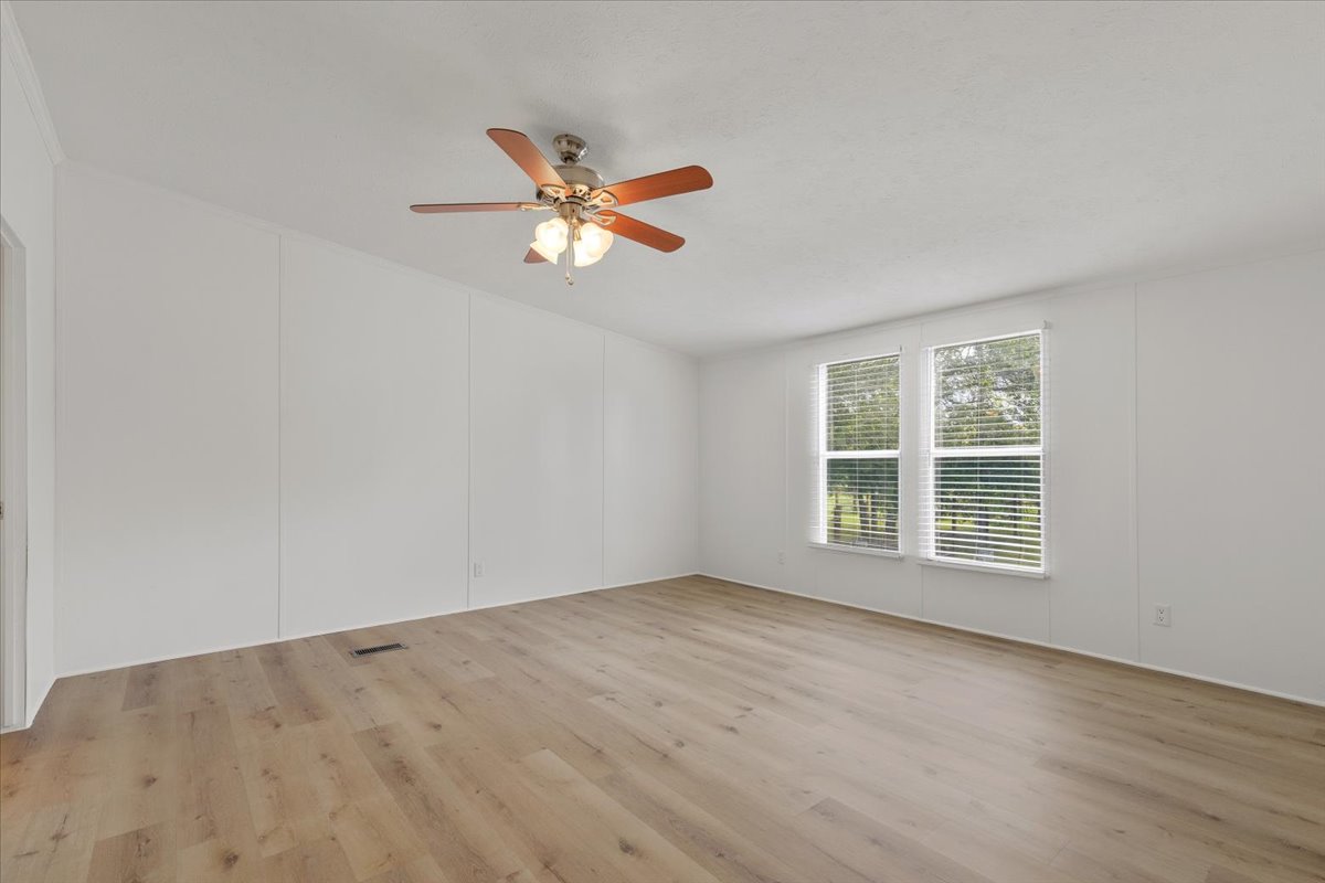 4140 County Road 467 Elgin, TX 78621 - Photo 32 of 40