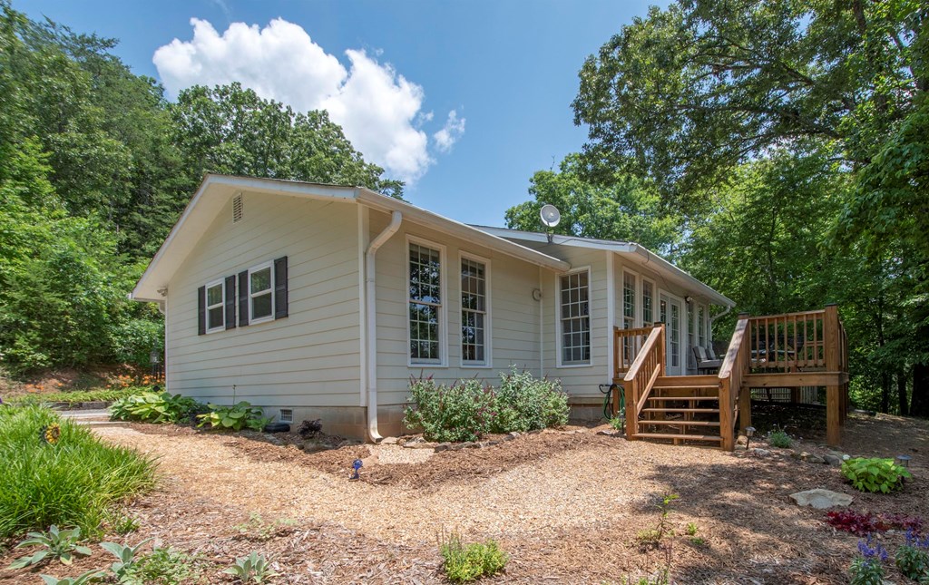 96 Scenic Road Warne, NC 28909 - Photo 3 of 45 Gallery Image 3